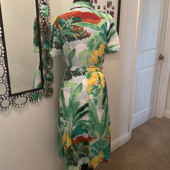 New York & Company Midi Dress in Green Floral Print, Size Small - Picture 4 of 4